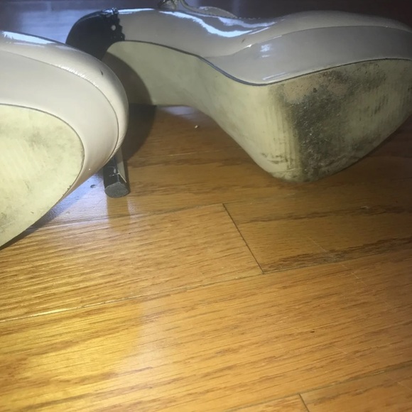 Bakers Colorblock Tan & Black High Platform Heels - Picture 5 of 8